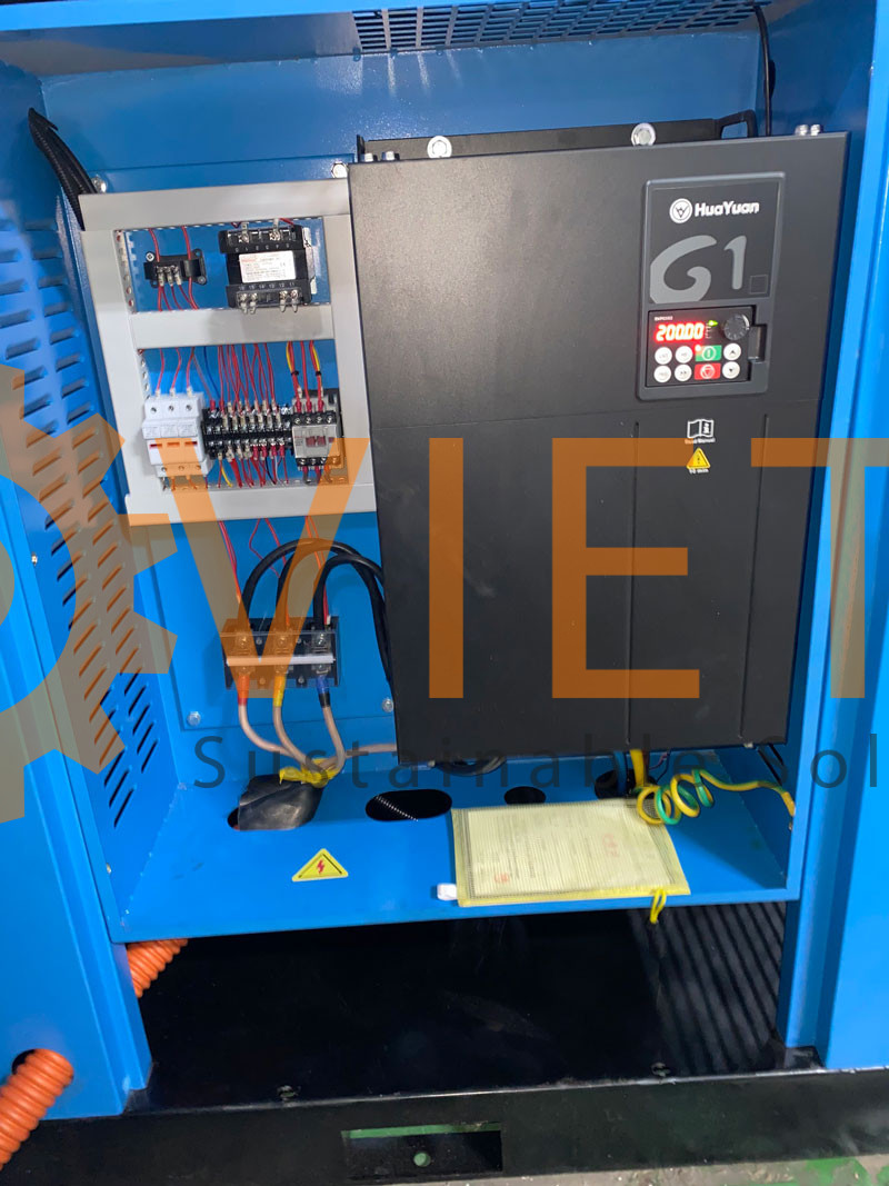 Bảng mạch điện của máy nén khí Osman 75Kw, lắp đặt tại công ty ở Bắc Ninh.