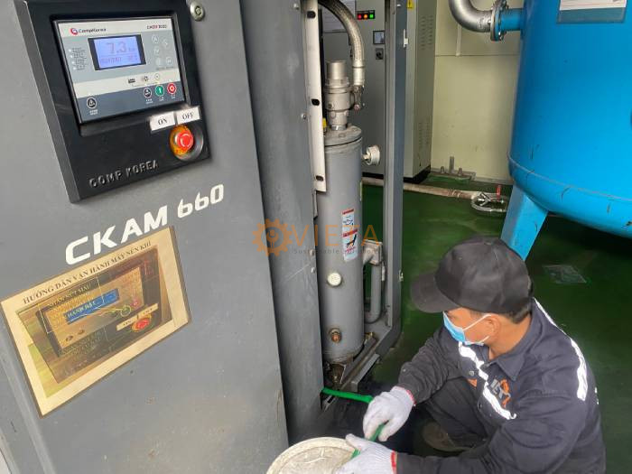 Bảo dưỡng 2 máy nén khí Compkorea tại KCN Đồng Văn, Hà Nam