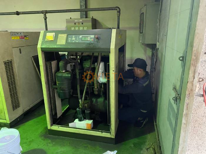 Bảo dưỡng 2 máy nén khí Fusheng 37kw công ty điện tử tại KCN Phúc Điền, Hải Dương