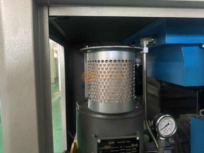 Bảo dưỡng 2 máy nén khí Micos 15kw nhà máy sản xuất may mặc ở Hà Nam