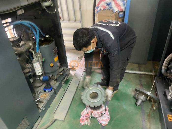 Bảo dưỡng máy nén khí Atlas Copco 37kw và thay khớp nối mềm