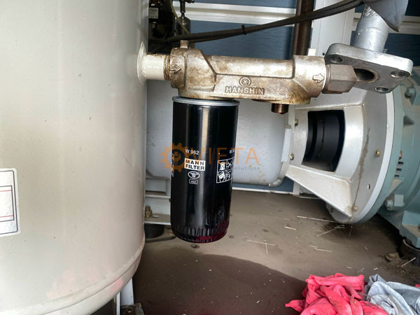Bảo dưỡng máy nén khí Hanshin 75 KW (100HP) tại KCN Bình xuyên Vĩnh Phúc