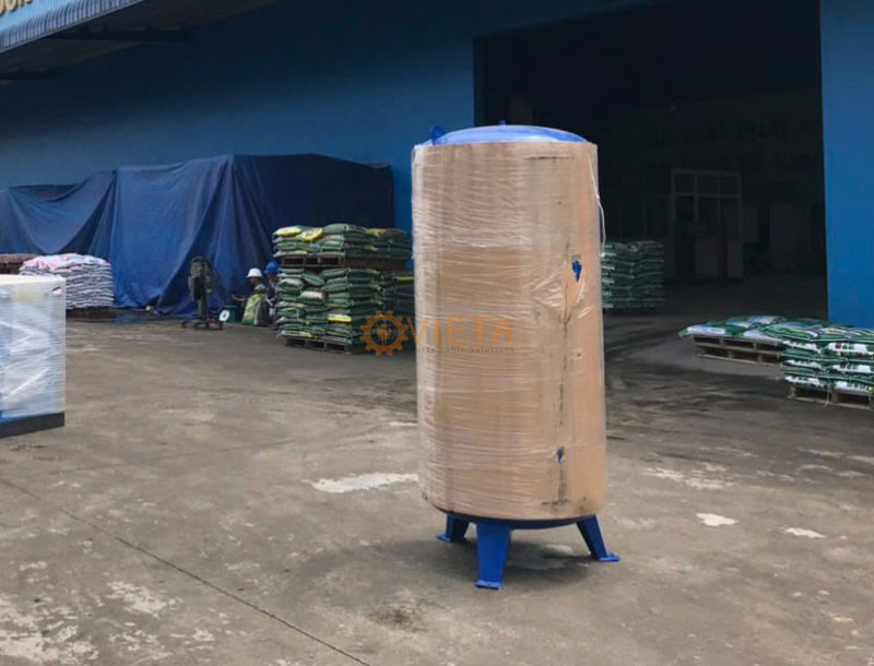 Vận chuyển bình chứa khí nén cho khách hàng