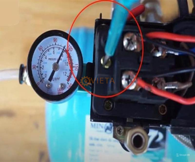 Công tắc áp suất tích hợp/ tùy chọn van xả